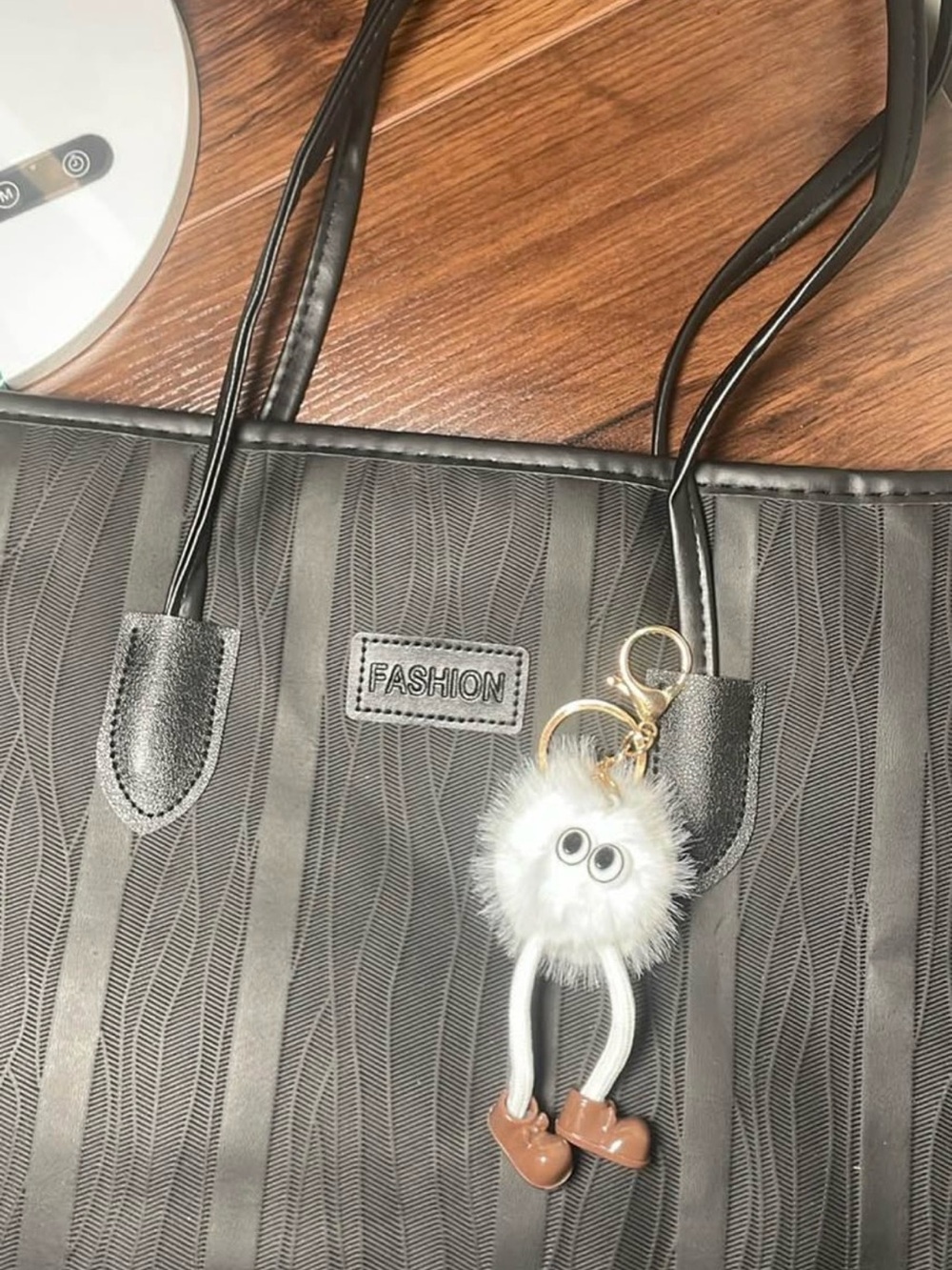 Fashion Black Tote Bag with White Fur Pom Keychain